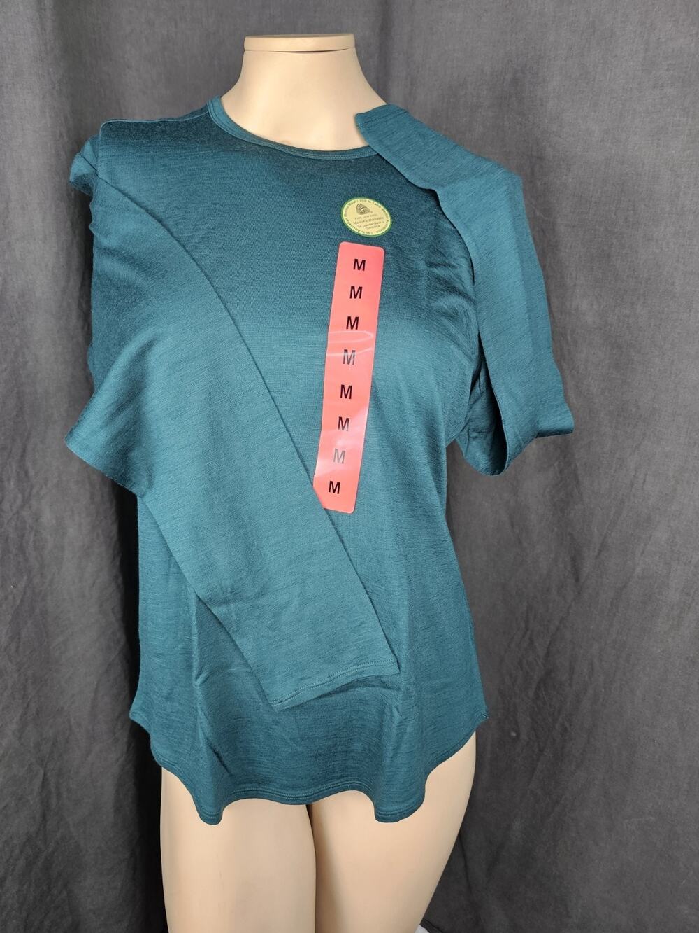 NWT Segments 100% Merino Wool Shirt Womens Medium Long Sleeve Baselayer Thermal